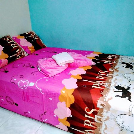 Pinky Guest House Batu Extérieur photo