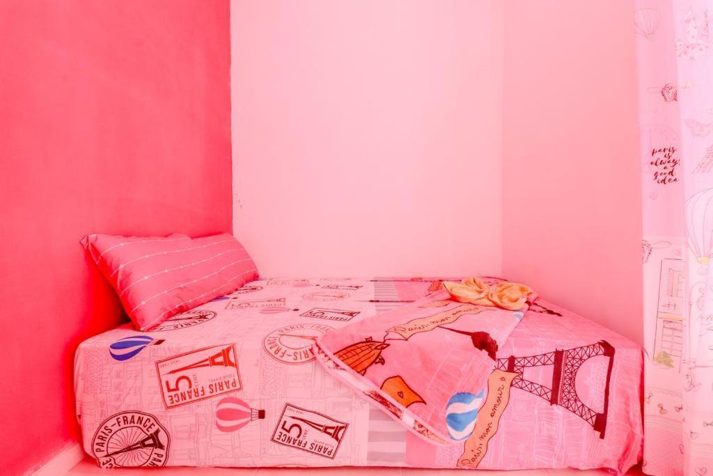 Pinky Guest House Batu Extérieur photo